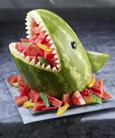 小鱼吃瓜酱,揭秘网络红人的美食之旅